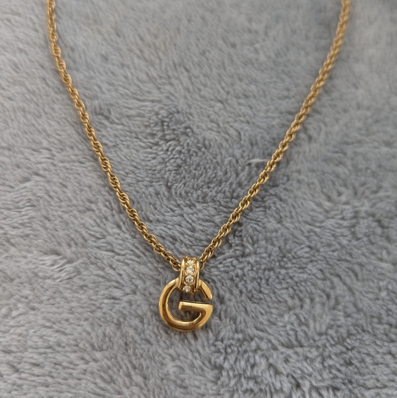 Givenchy "G" necklace with rhinestones - Picture 6 of 12